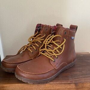 Lems Boulder boots women’s size 10.5